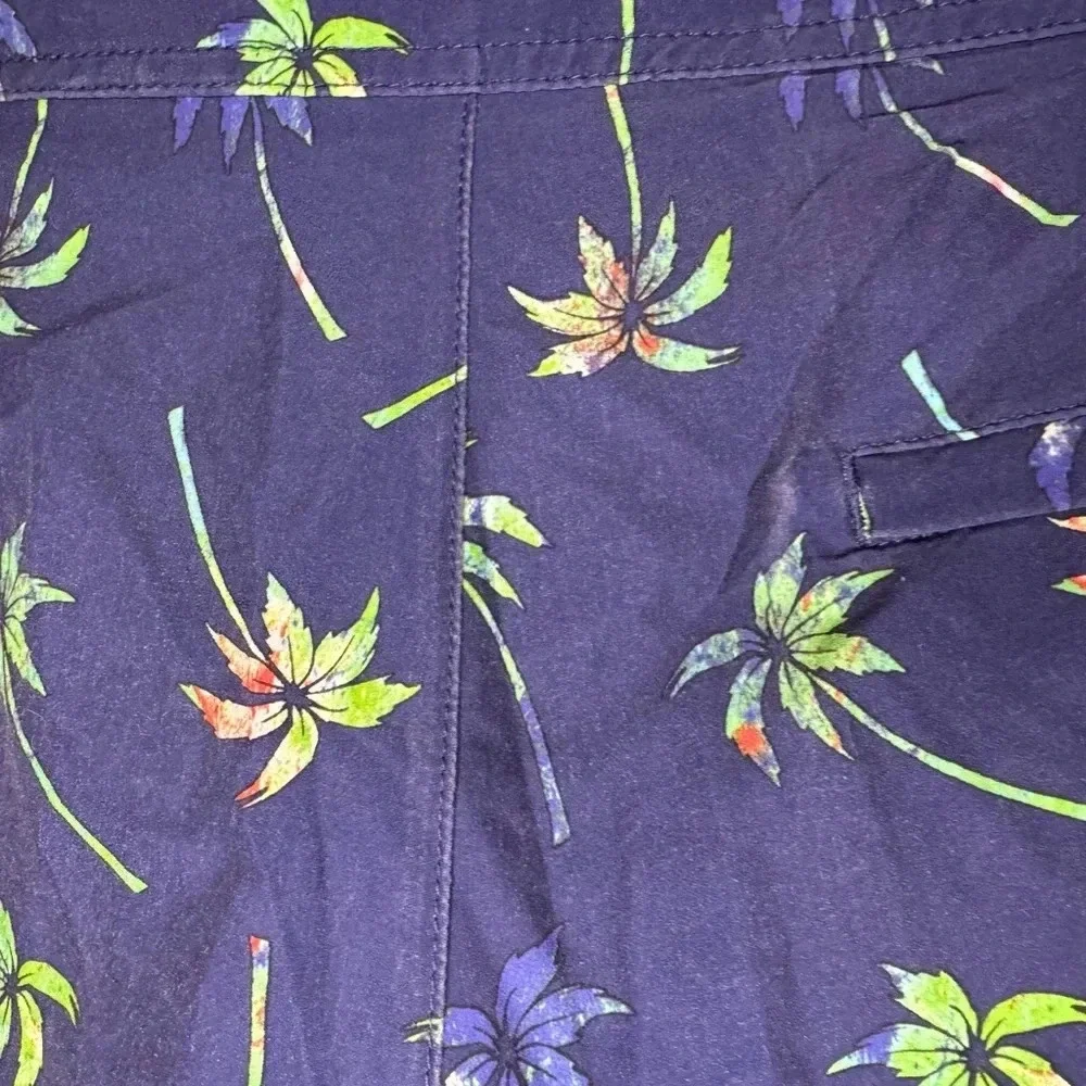 American Eagle‎ Swim Trunks Tree desing size L